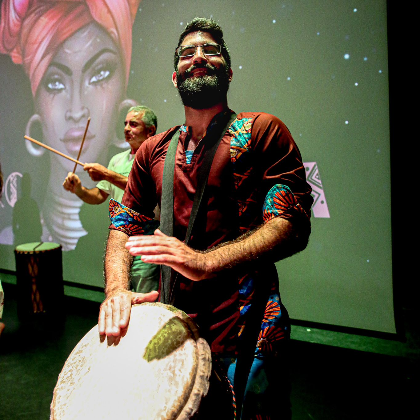 סלע דאי - תיפוף אפריקאי